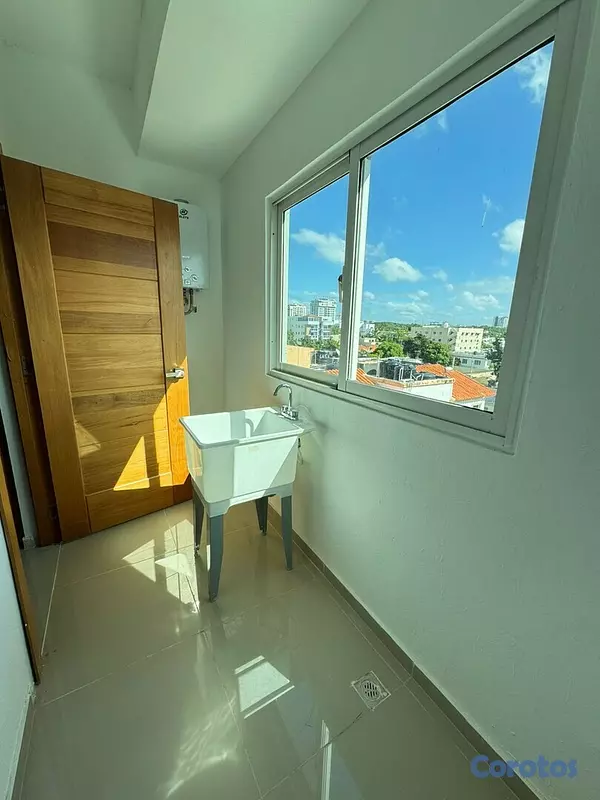apartamentos - 🏙️ Apartamento Tipo Penthouse con Terraza – Excele 10