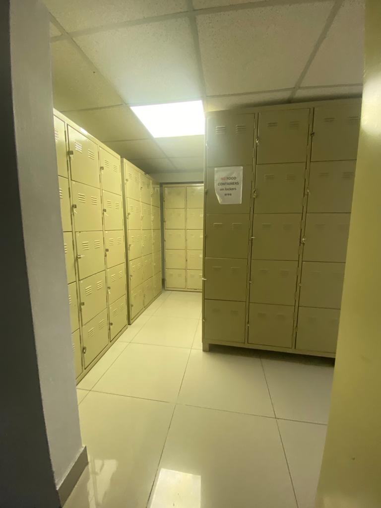oficinas y locales comerciales - Local de oficinas  ideal para call center en El Millon, Av 27 de febrero. 6