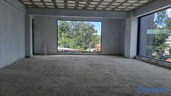oficinas y locales comerciales - Local  comercial  2do piso 93 mts arroyo hondo vie 2