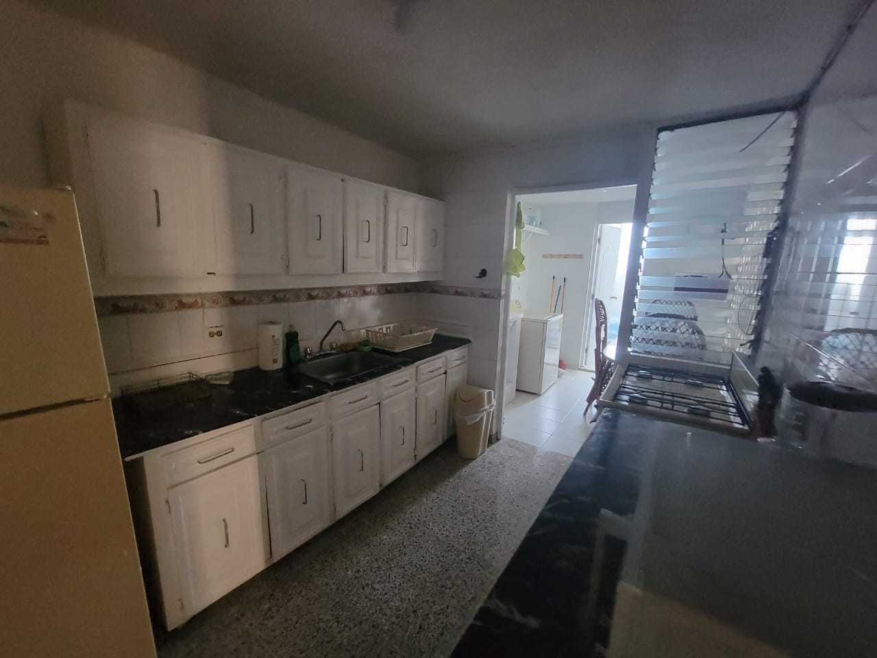 apartamentos - ALQUILO Apartamento Amueblado Full Piso 5 En Gazcue 
CODIGO: PD164 4