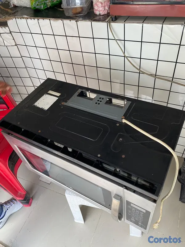 electrodomesticos - Microonda con extractor  3