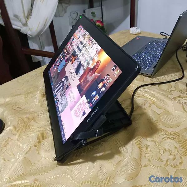 computadoras y laptops - Huion Kamvas 16 (2021) como nueva con accesorios y caja 4