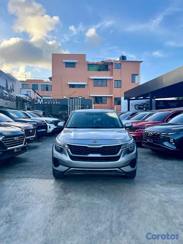 jeepetas y camionetas - Kia Seltos LX AWD 2021 2