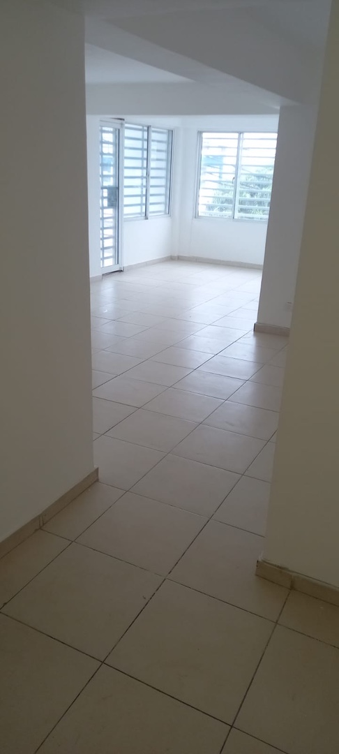 apartamentos - Vendo independencia Miramar segundo nivel dos habitaciones dos baños un parqueo 