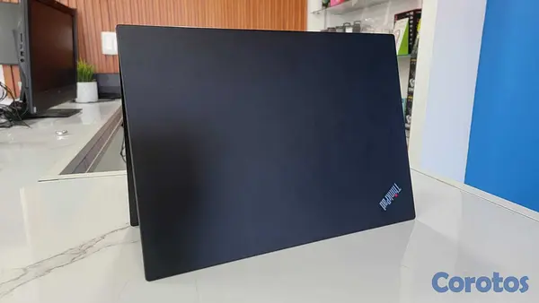 computadoras y laptops - Lenovo Thinkpad E14 / 8GB RAM DDR4 / 256GB SSD / 1 2