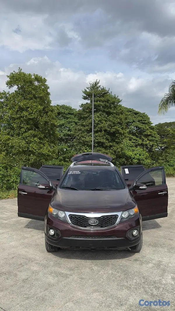 jeepetas y camionetas - Se vende KIA sorento 9