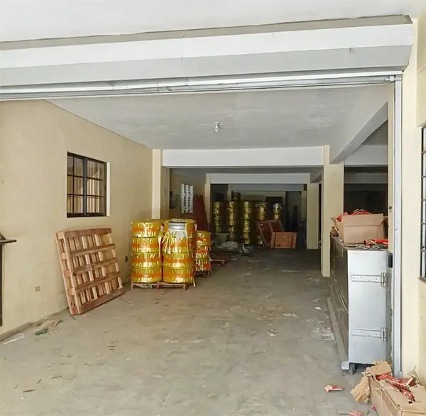 oficinas y locales comerciales - Propiedad comercial en la Fe 9