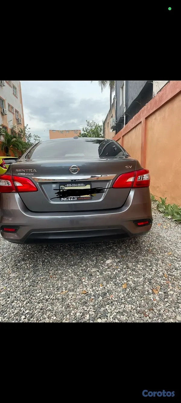 carros - Nissan sentra 2018 3