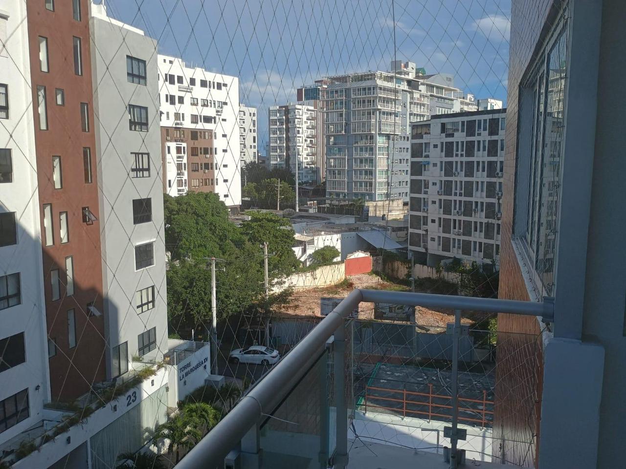 apartamentos - Apto 3 Habs.  en  LA TORRE MONARCA,  EL VERGEL, 6to PISO, 160 Mts.2, REBAJADA 7