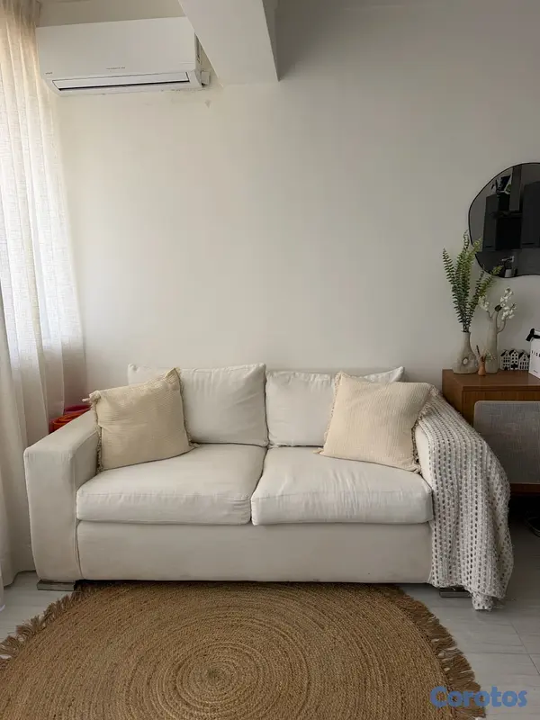 muebles y colchones - Sofá blanco de tela – estilo moderno y cómodo 2