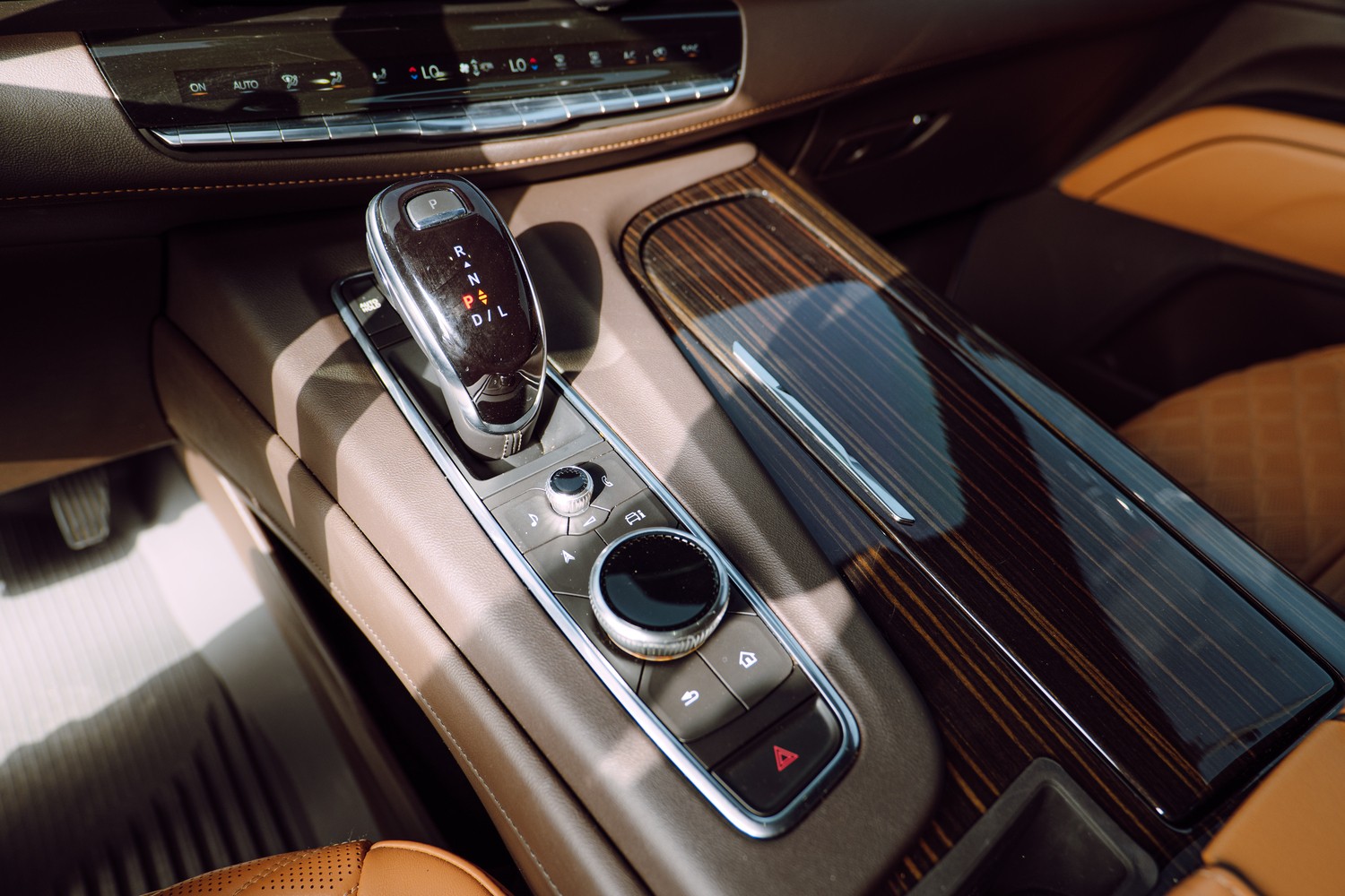 jeepetas y camionetas - Cadillac Escalade 2021 7