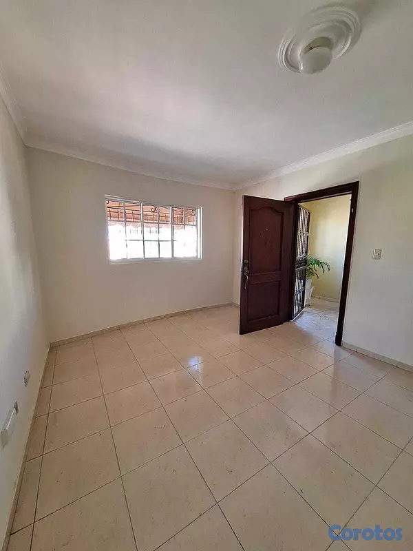 apartamentos -  ALQUILO KM 9 AVENIDA INDEPENDENCIA PRÓXIMO 30 MAY 7