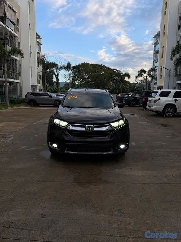 jeepetas y camionetas - Honda CR-V LX 4x2 automática 2019 13