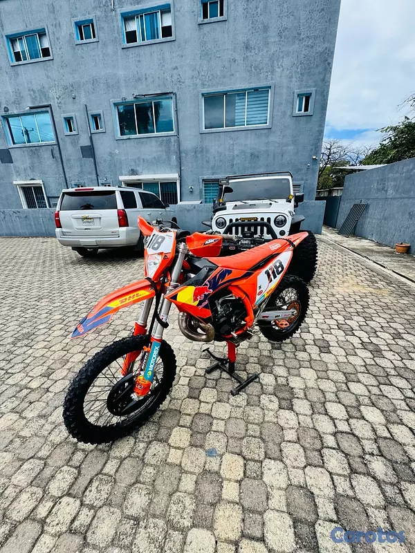 motores y pasolas - ktm 300cc 2025  2