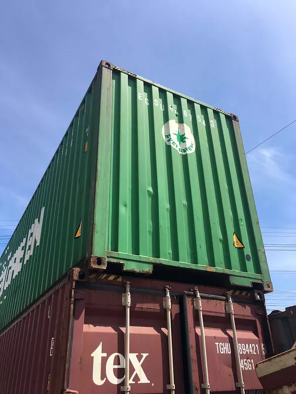 otros vehiculos - Compro Contenedores Maritimos de 20, 40 y 45 pies 1