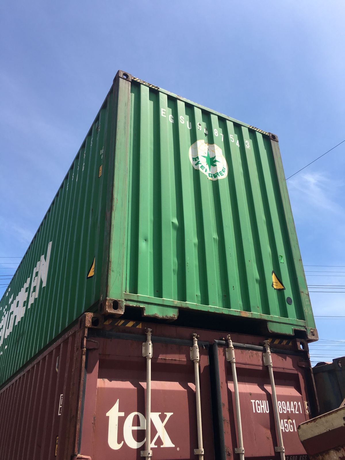 otros vehiculos - Compro Contenedores Maritimos de 20, 40 y 45 pies 0