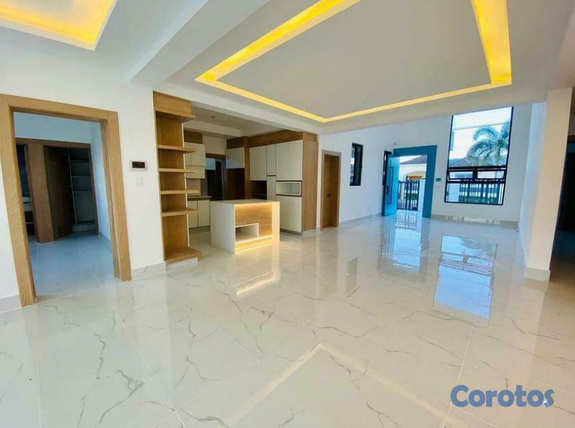 casas - Vendo elegante casa de 4 habitaciones en Llanos de Gurabo 4