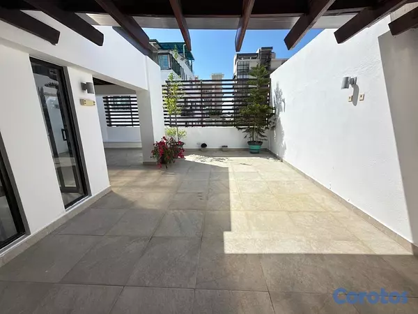 apartamentos - alquiló piantini PH tres habitaciones con baño dos parqueos terraza family locke 10