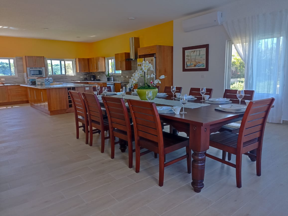 casas vacacionales y villas - VILLA GIGANTE CON PISCINA EN RESIDENCIAL CABARETE 2