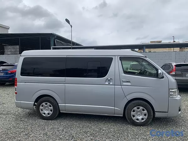 otros vehiculos - Toyota  HIACE  SÚPER GL  AÑO 2020 4