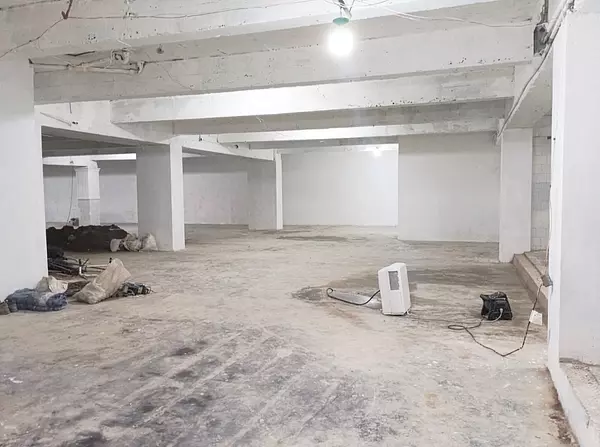 oficinas y locales comerciales - Local céntrico en Naco  5