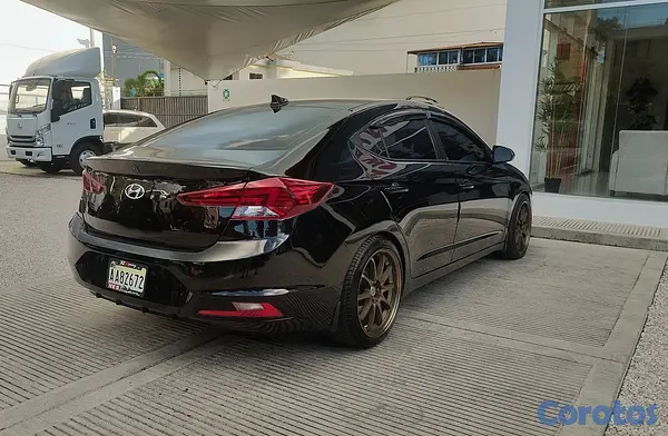 carros - Hyundai elantra 2020  7
