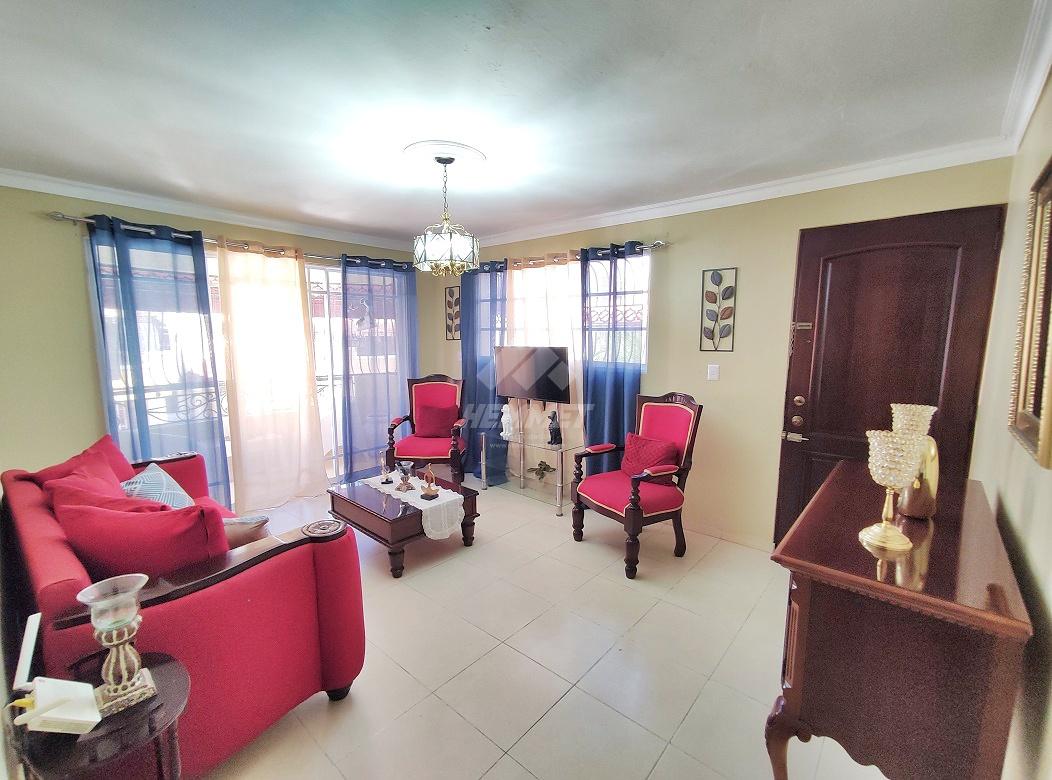 apartamentos - APARTAMENTO EN RENTA 2DO NIVEL EN DON PEDRO SANTIAGO 2