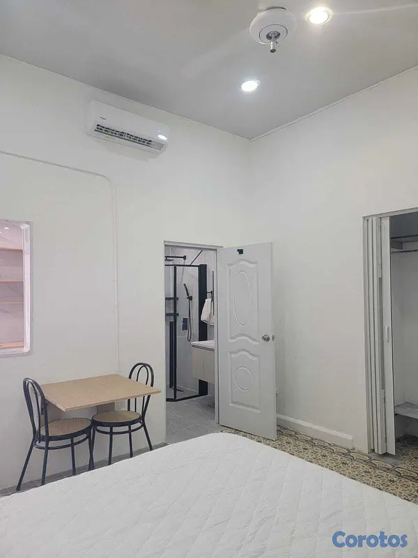 apartamentos - ALQUILO  apartamento amueblado en GAZCUE 4