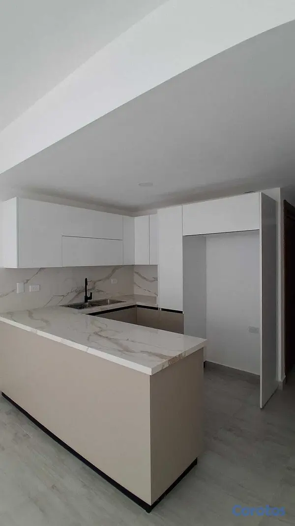 apartamentos - Alquilo Apartamento Nuevo Evaristo Morales Precio  8