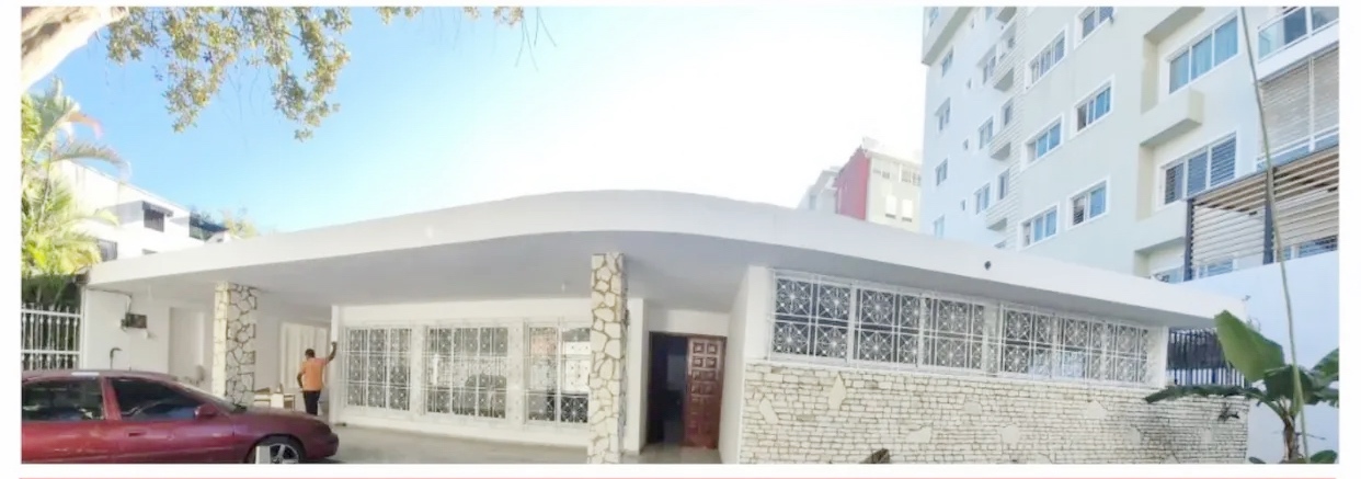 casas - Propiedad comercial centrica en Naco 3
