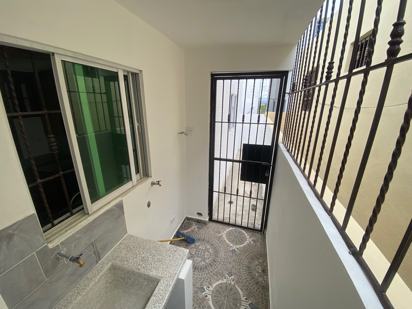 casas - CASA EN VENTA EN SANTIAGO DE LOS CABALLEROS PRÓXIMO AL JARDÍN BOTÁNICO  6