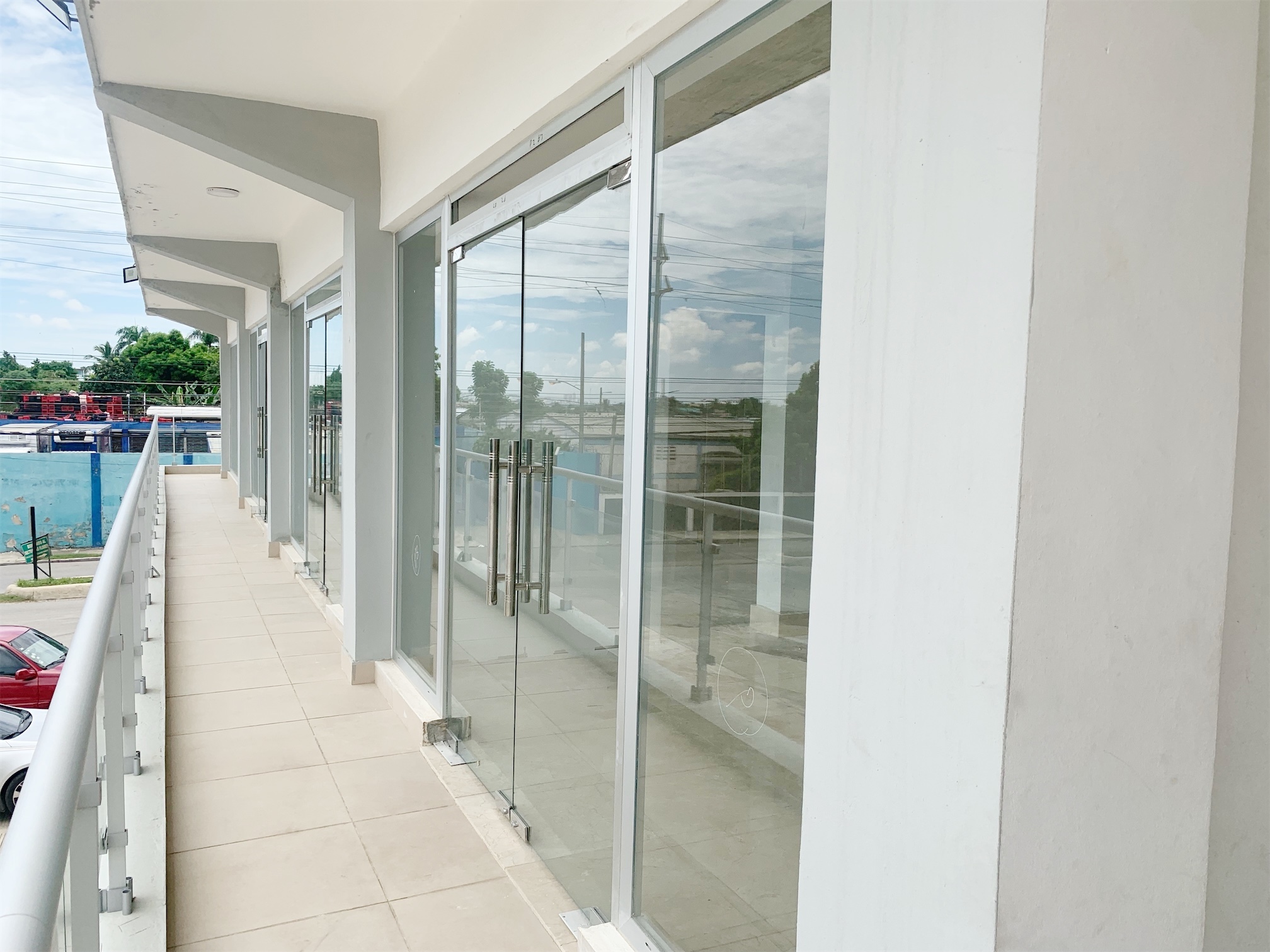 oficinas y locales comerciales - Local en segundo nivel 2