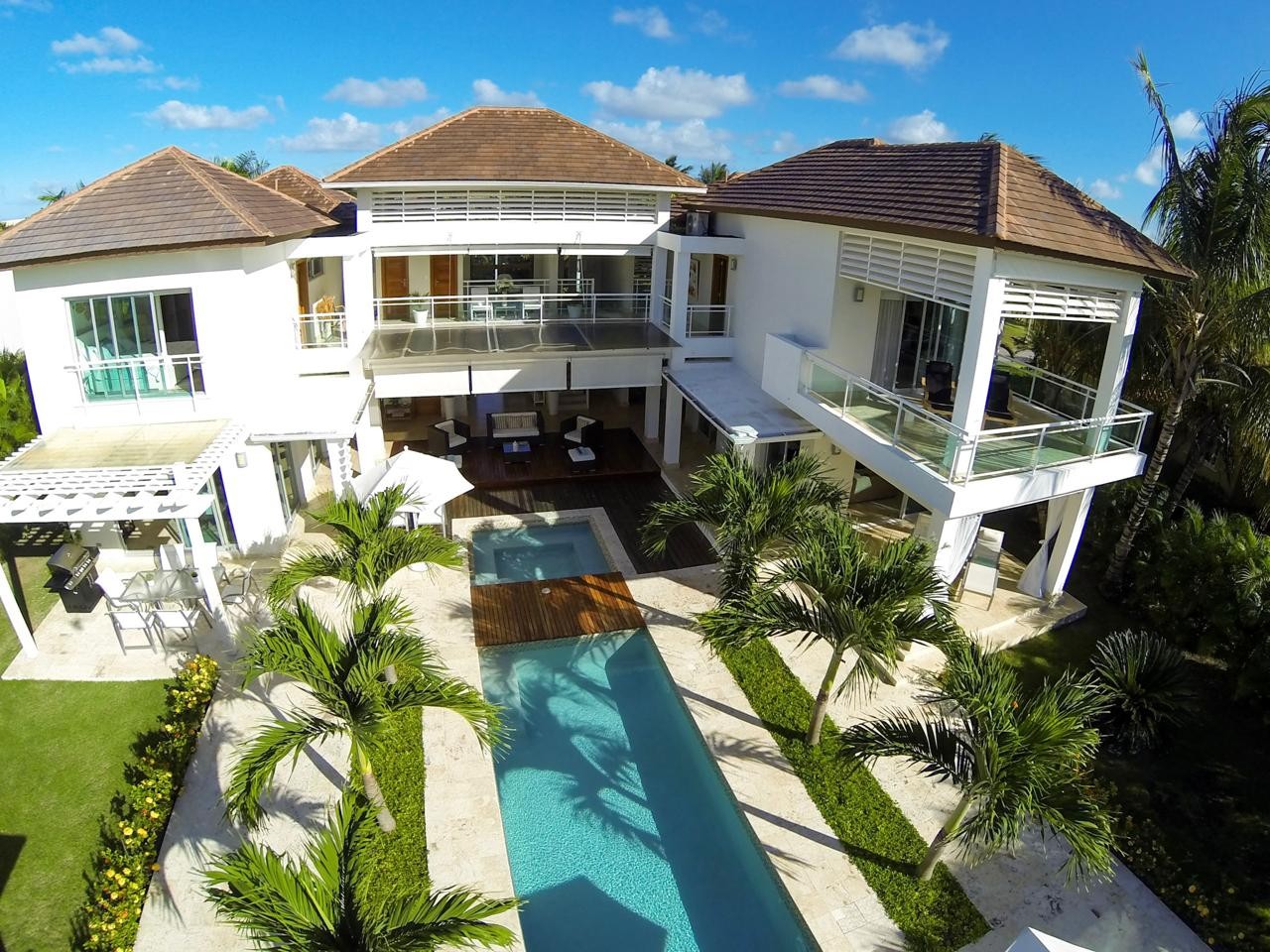 casas vacacionales y villas - Exquisita Villa en Palma Real Villas (cocotal) Punta Cana  0