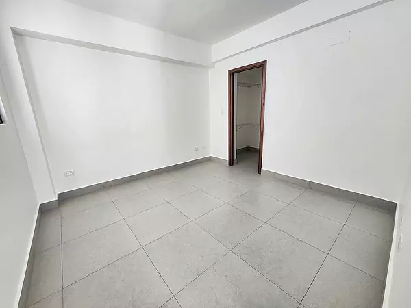 apartamentos - Estudio en piso alto de venta en Monte verde  5