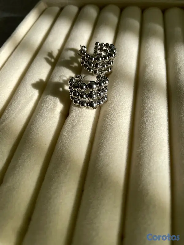 joyas, relojes y accesorios - ARETES- COLLARES 7