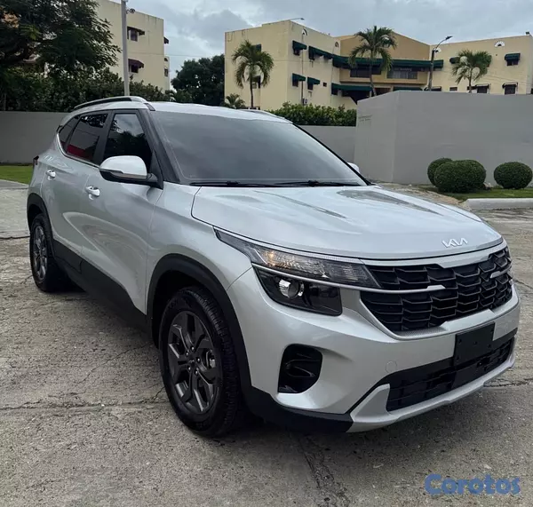 jeepetas y camionetas - Kia Seltos LX 2025 2