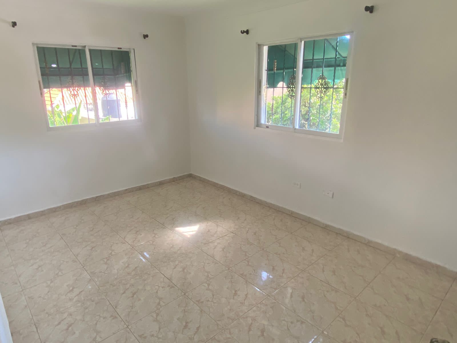 apartamentos - Venta de Apartamento en Vista Hermosa  4