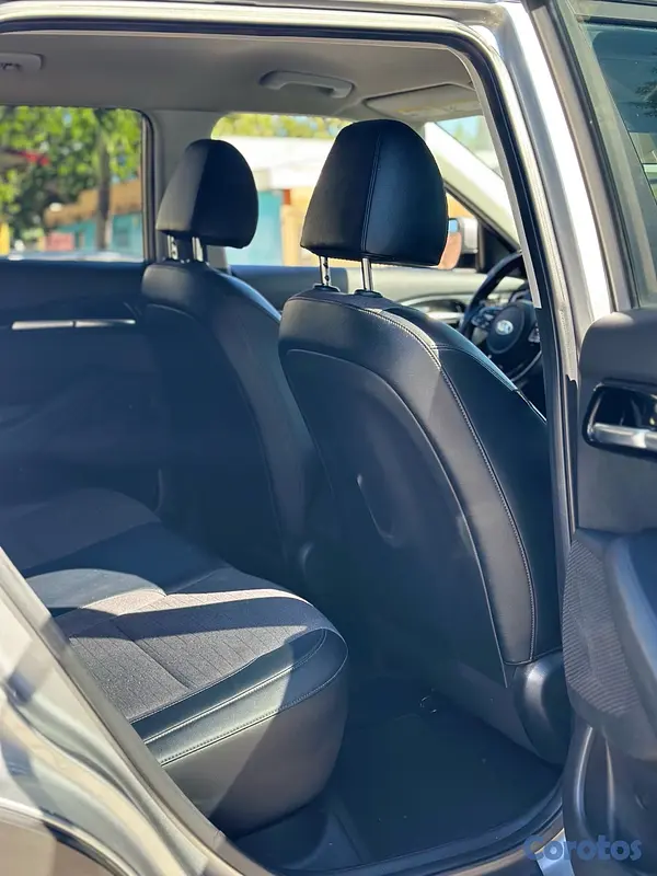 jeepetas y camionetas - 2021 Kia Seltos S CLEAN CARFAX  6
