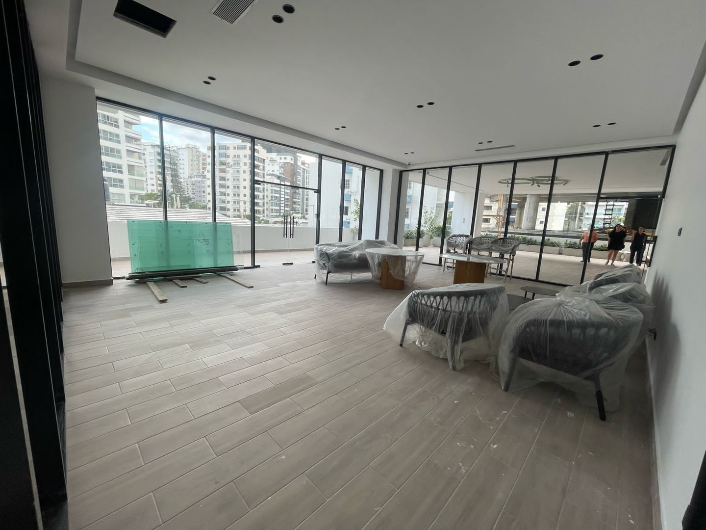 apartamentos - Se Alquila Apartamento Con Línea Blanca en Piso Alto Listo para Estrenar en Naco 3