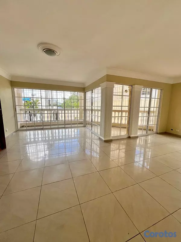 oficinas y locales comerciales - CASA COMERCIAL  8