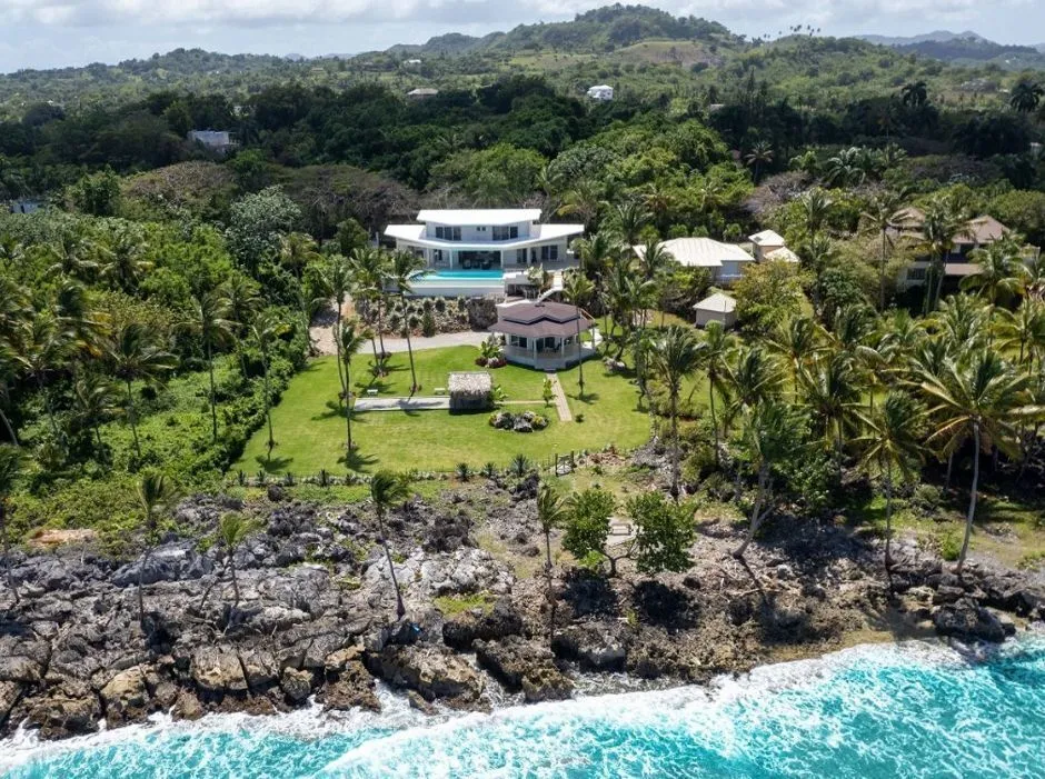 casas vacacionales y villas - Las Terrenas - Las Galeras - Villa exclusiva frente mar 3