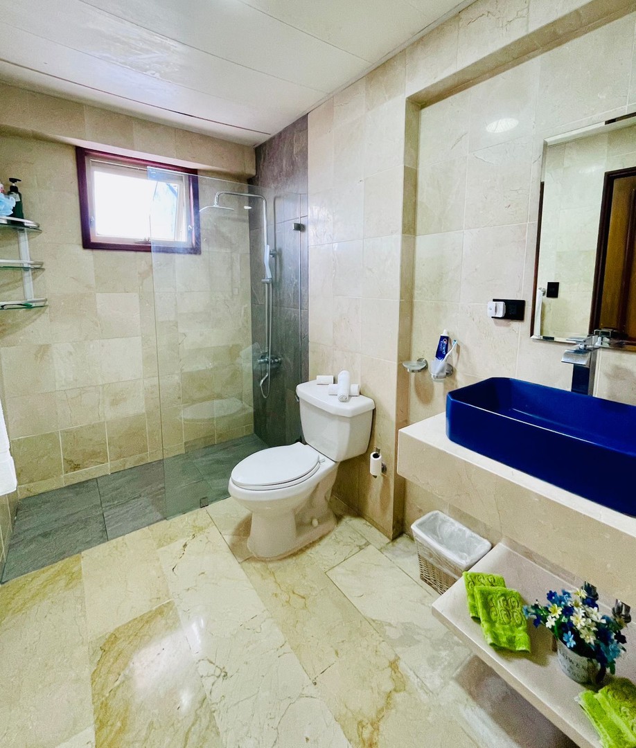 penthouses - VENDO Exclusivo Penthouse De 3 Niveles En Ensanche Naco
*CODIGO: PD118* 6