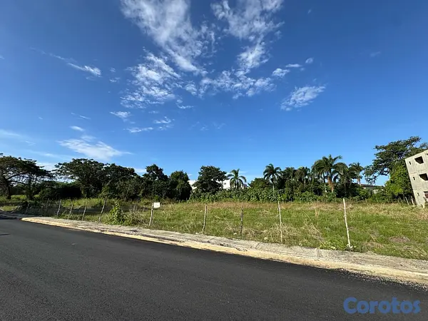 solares y terrenos - Solar en Venta en San Francisco de Macorís Urb Caperuza 2 4