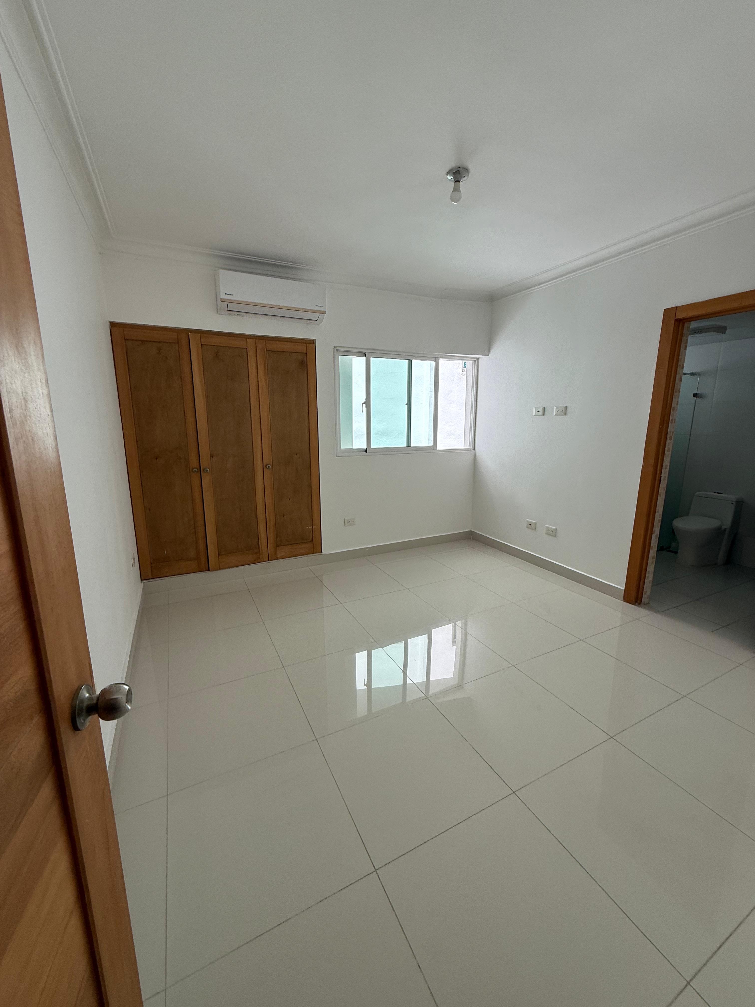 apartamentos - ¡Apartamento  en Renacimiento!  📍 Ubicación: Rena 1
