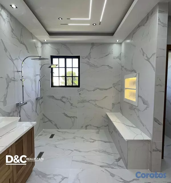 casas - Casa en venta en residencial cerrado  Con vista al 4