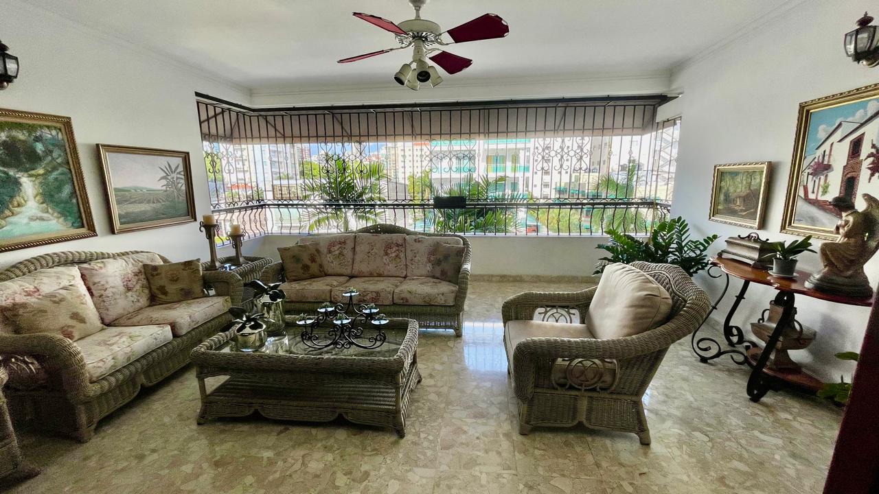 apartamentos - apartamento en piantini en venta  9