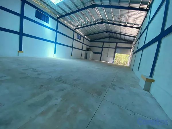 oficinas y locales comerciales - Alquilo Nave 660 mts Km 16 ½ Aut. Duarte           3