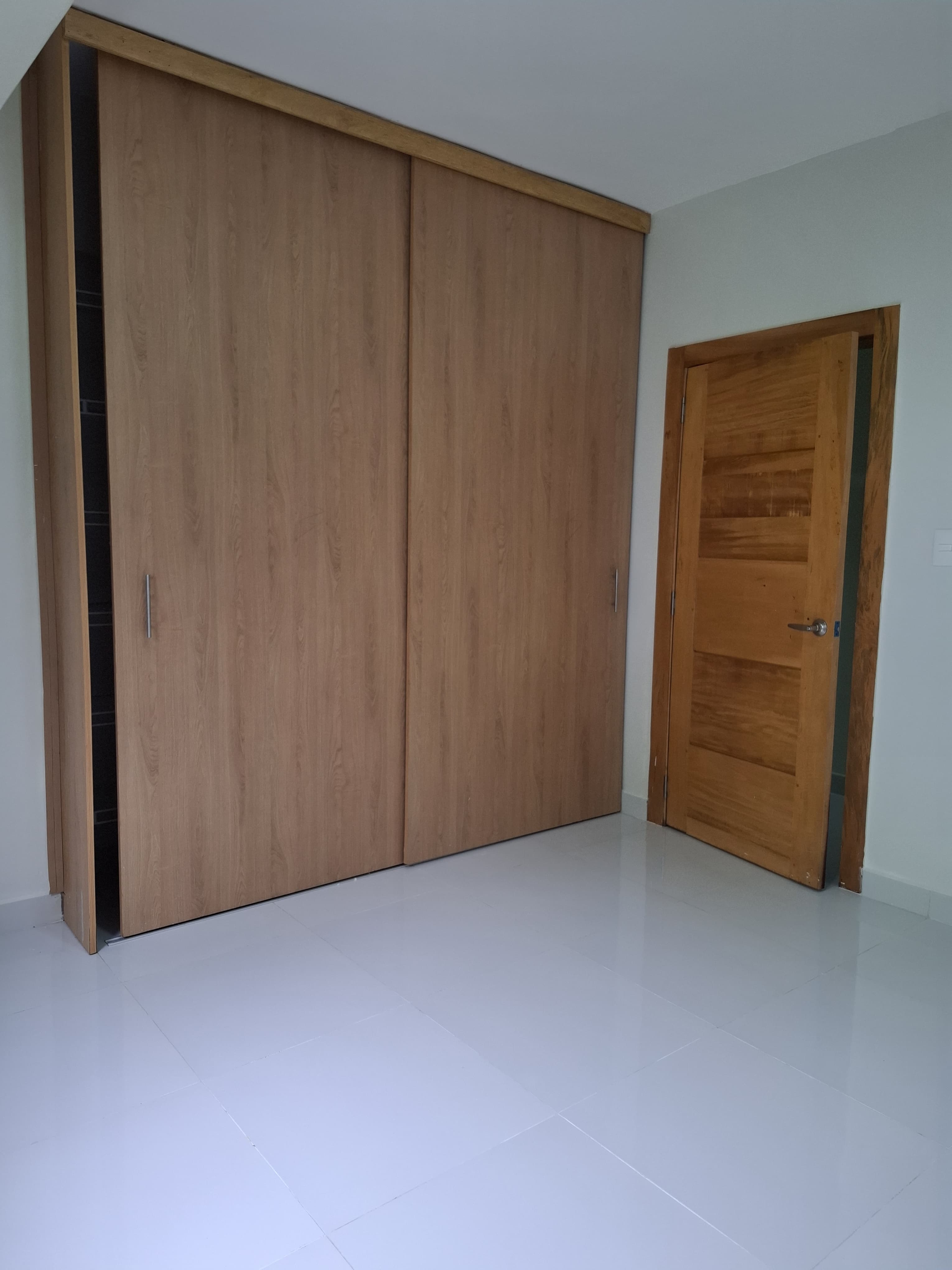 apartamentos - Alquilo apartamento nuevo en el vergel 4to Piso 1