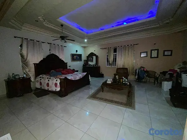 casas - Amplia Casa a la Venta 2