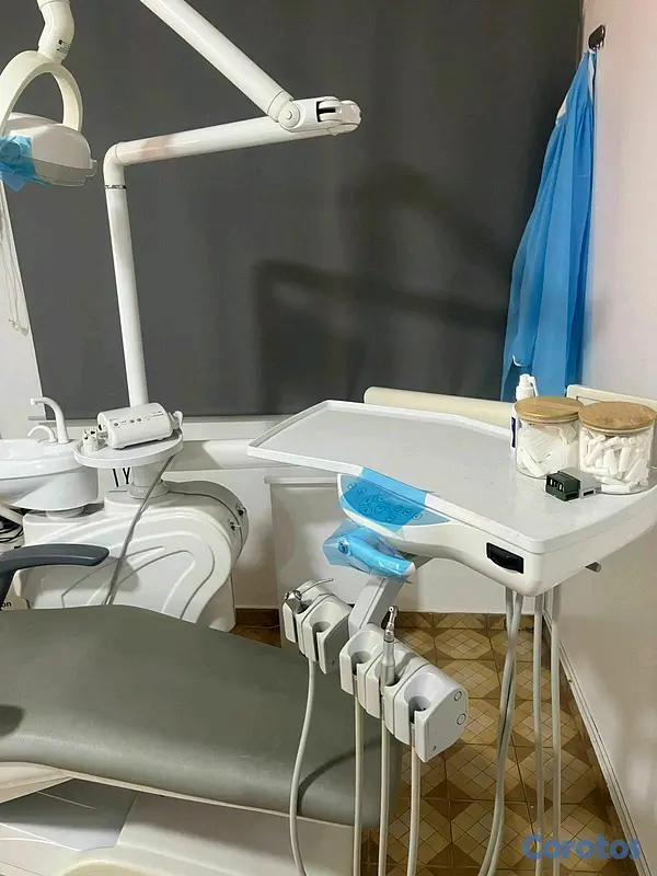 Salud y Equipamiento Médico - Sillón dental 7
